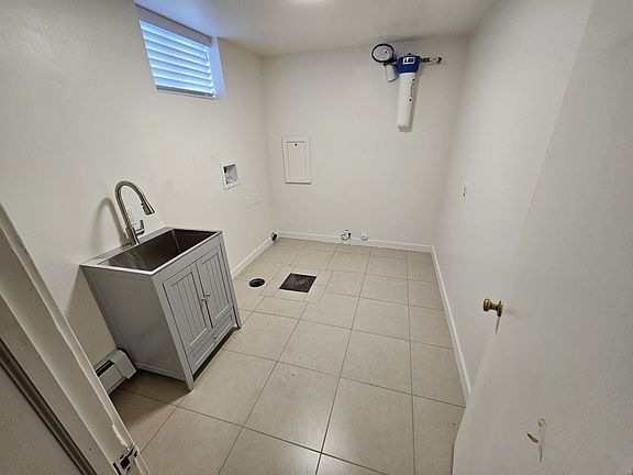 5th image of 1365 S Wasatch Dr