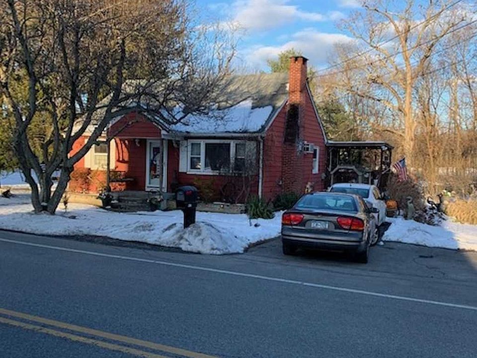 2nd image of 288 Baxtertown Rd