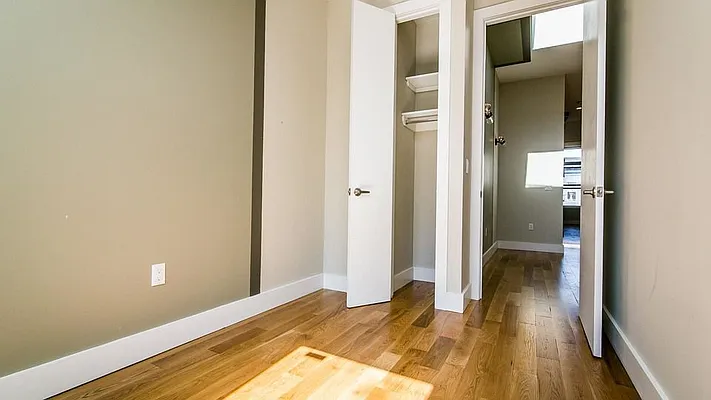 Rented by Nooklyn NYC LLC | media 51