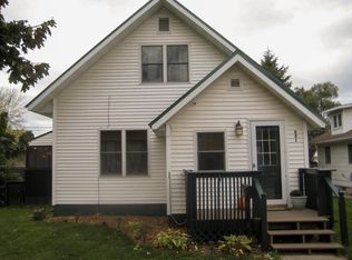 621 N Beaumont Rd, Prairie Du Chien, WI 53821