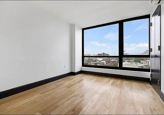 Bedroom, photo 1