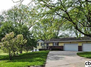 1608 N 91st St, Omaha, NE 68114