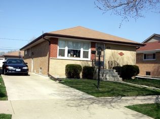 3716 Elder Ln, Schiller Park, IL 60176