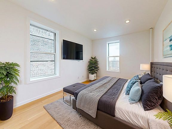 3rd image of 357 Edgecombe Ave #5FL2