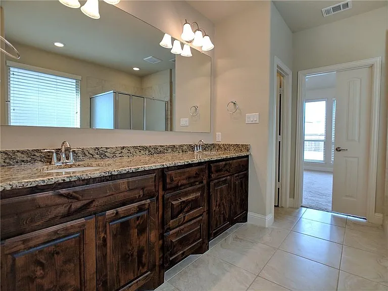1824 Balboa Park Dr — Photo 27