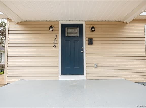 4th image of 708 S Spruce St