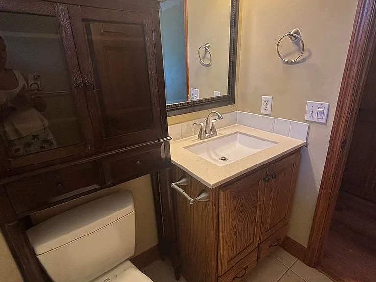 4701 Deerfield Dr — Photo 10