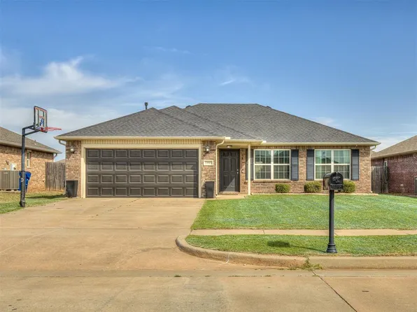 1905 W Autumn Way, Mustang, OK 73064