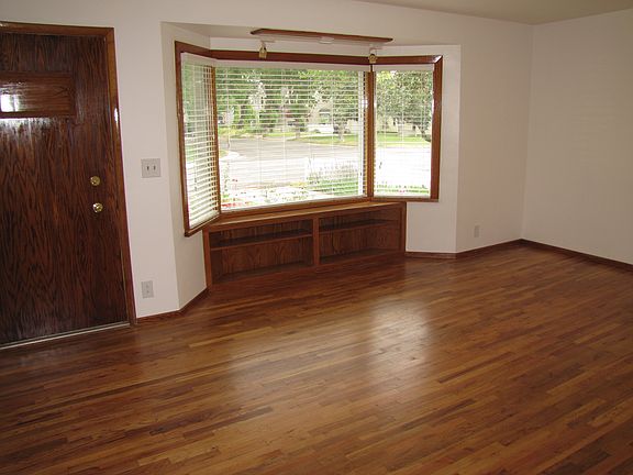 2nd image of 3233 E Kenton Dr