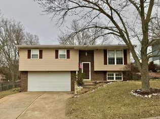 3876 Petrified Forest Dr, Arnold, MO 63010