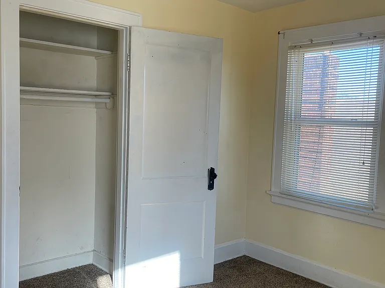 1815 Garden Ln — Photo 18
