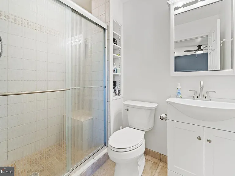 13689 Water Springs Ct — Photo 30