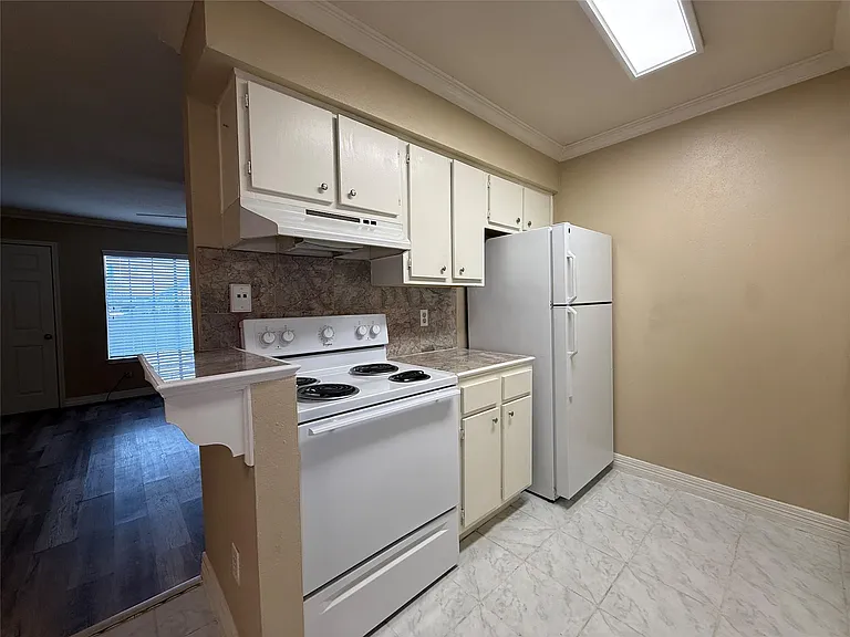 2250 Bering Dr #39 — Photo 12