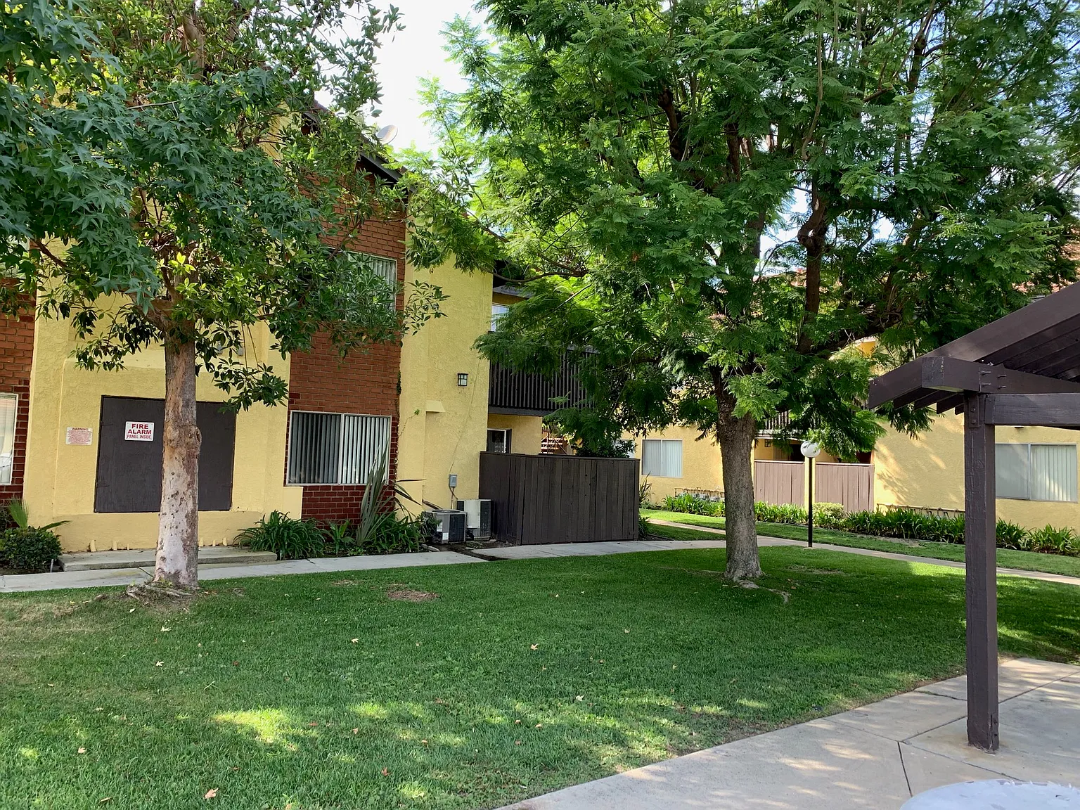 2 bed, 775 sqft, $2,350 — Photo 1