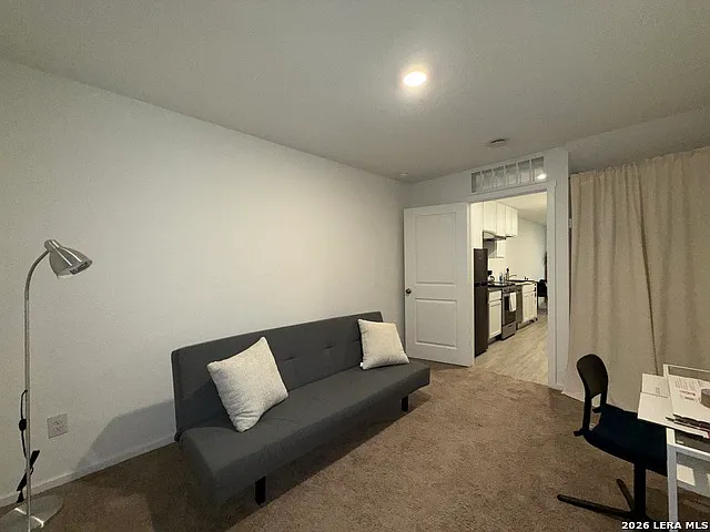 5015 Daisy Blossom — Photo 10
