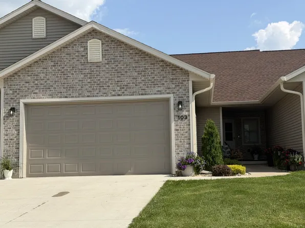 103 Community Dr, Fall River, WI 53932