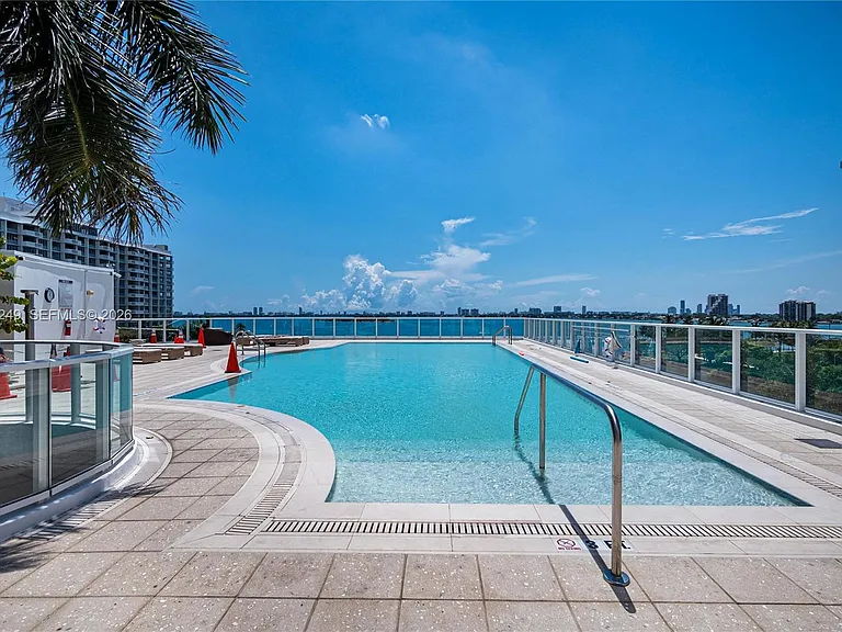 2020 N Bayshore Dr #3904 — Photo 38