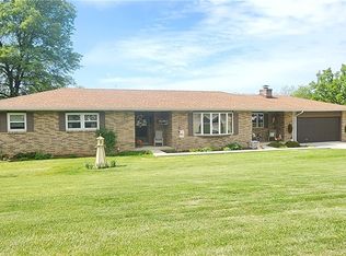 241 Lakeview Dr NE, Lancaster, OH