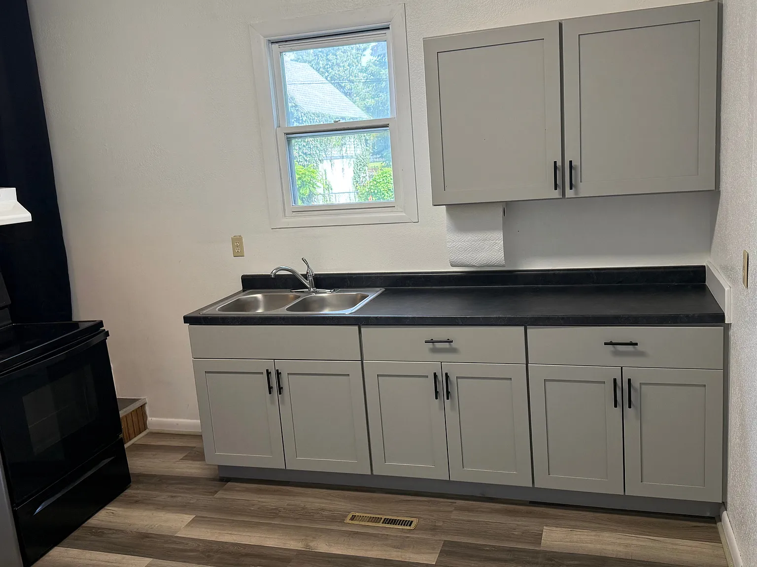 2 bed, 1100 sqft, $900 — Photo 4