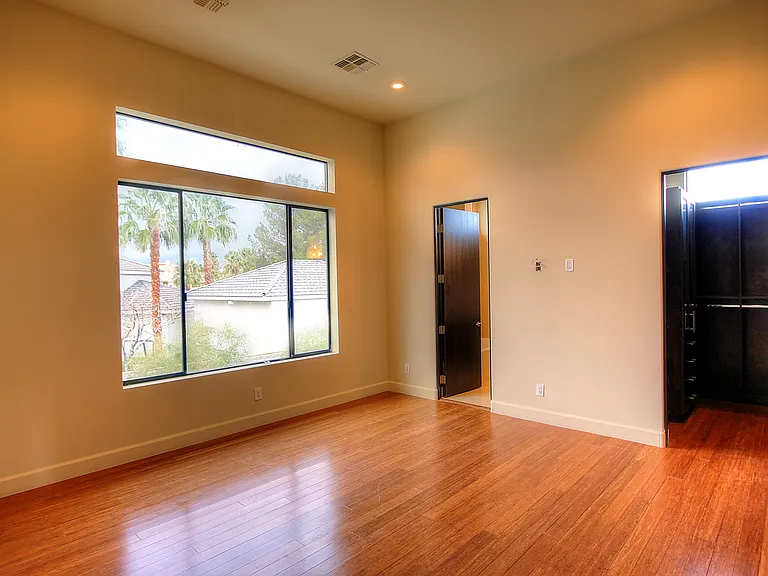 7518 Yonie Ct — Photo 9
