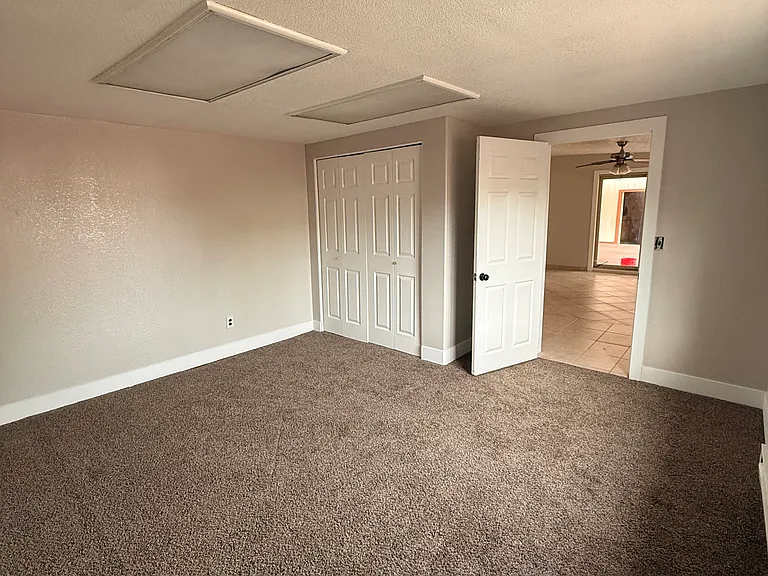 8371 Vine St — Photo 10