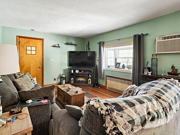 5th image of 34 Belle Ave