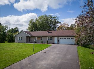 1906 Sherman Dr, New Hartford, NY 13413