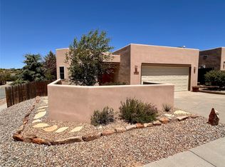 2821 Pintado Cir, Santa Fe, NM 87507