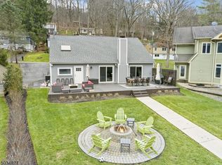 3 Marine Ter, Sparta, NJ 07871