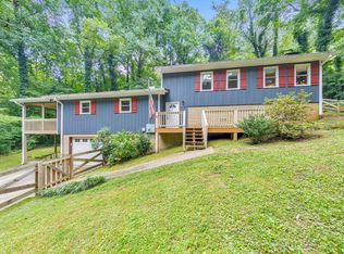 410 Katherine Ln, Woodstock, GA 30189