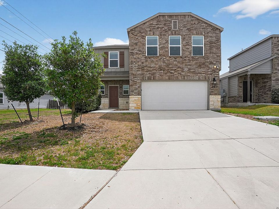 1st image of 241 SAVAGE ST