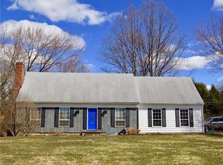 6661 Meadow Farm Dr, Hudson, OH 44236