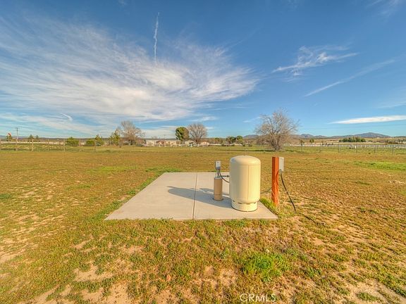 2nd image of 358 Sky Harbor Way
