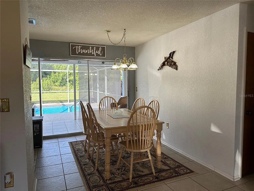 2 bed, 2.0 bath, 960 sqft, $4,000 — Photo 4