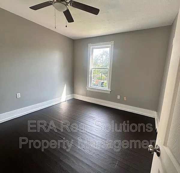 723 Sycamore St #2 — Photo 16