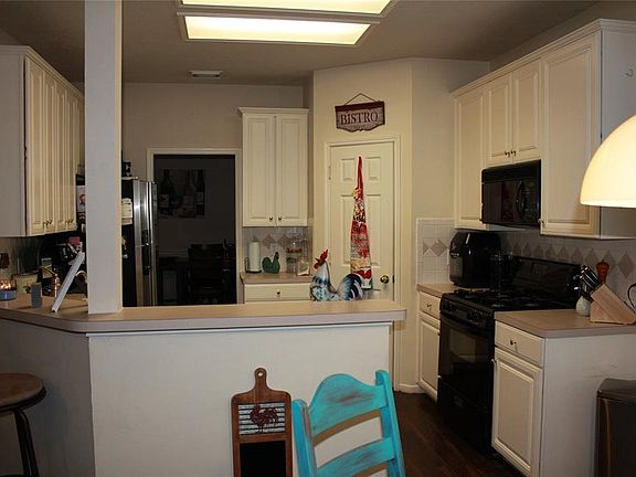 5th image of 2107 Trail Water Ct