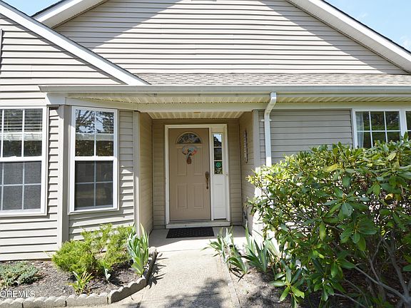 2nd image of 2337 E Ashfield Court