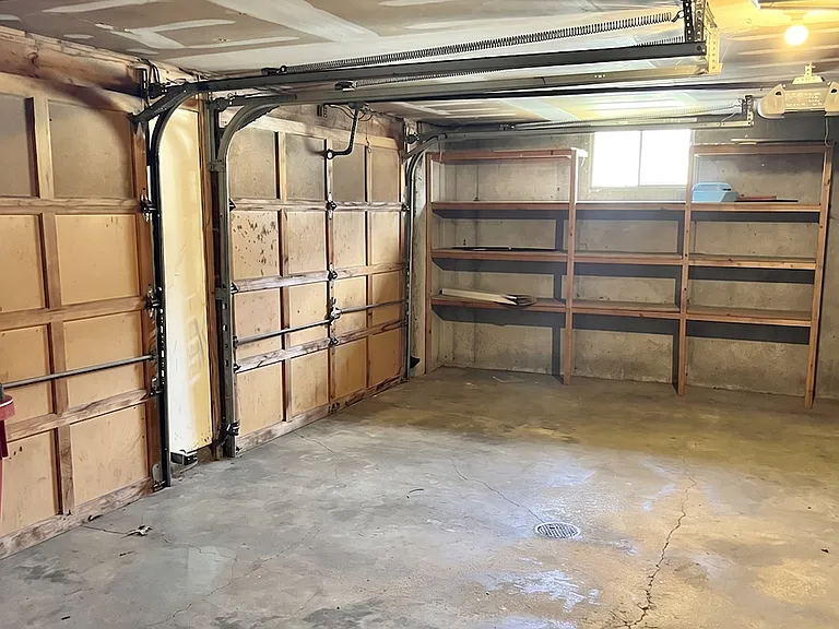 500 SE Sherri Ln — Photo 18