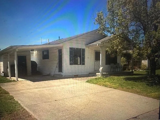 57 Cedar Dr photo 1