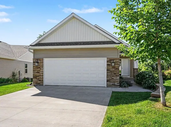2753 Ridgeview Ln, Red Wing, MN 55066