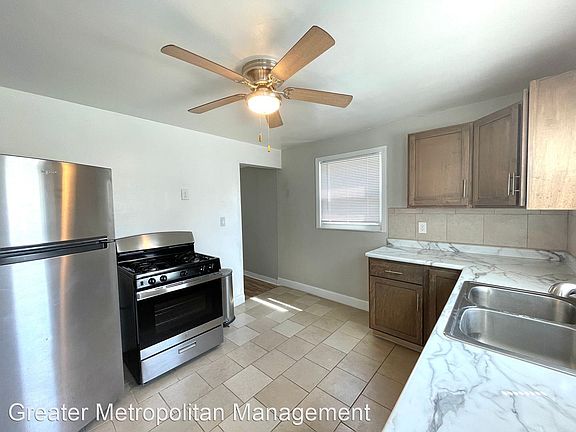 5th image of 12517 Hirst Ave