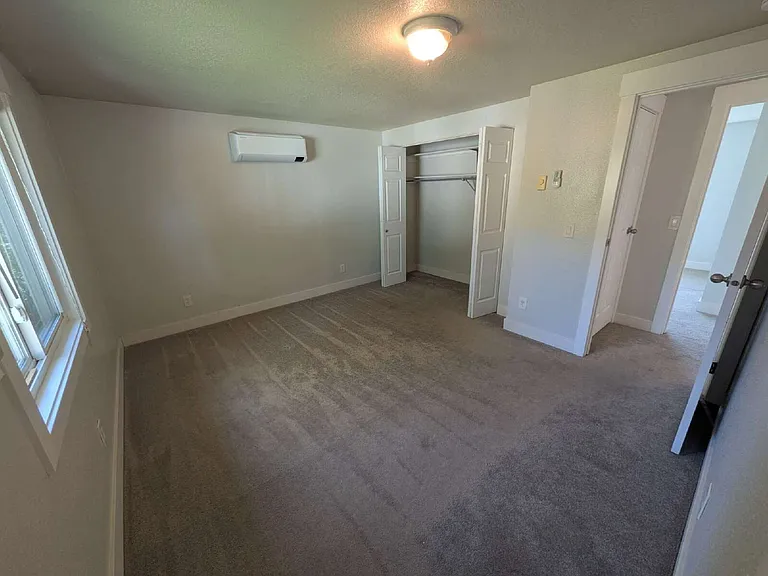 838 S Roberta St #1 — Photo 11
