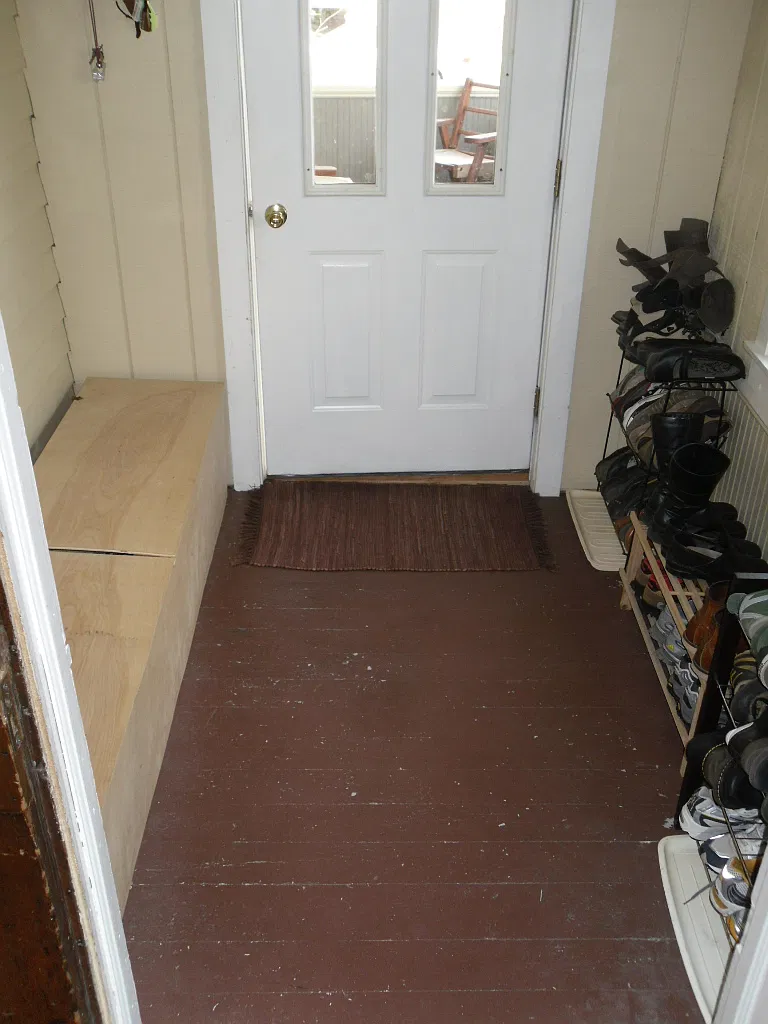 2 bed, 1027 sqft, $2,055 — Photo 2