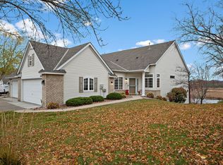 18244 Cattail Ct, Eden Prairie, MN 55346