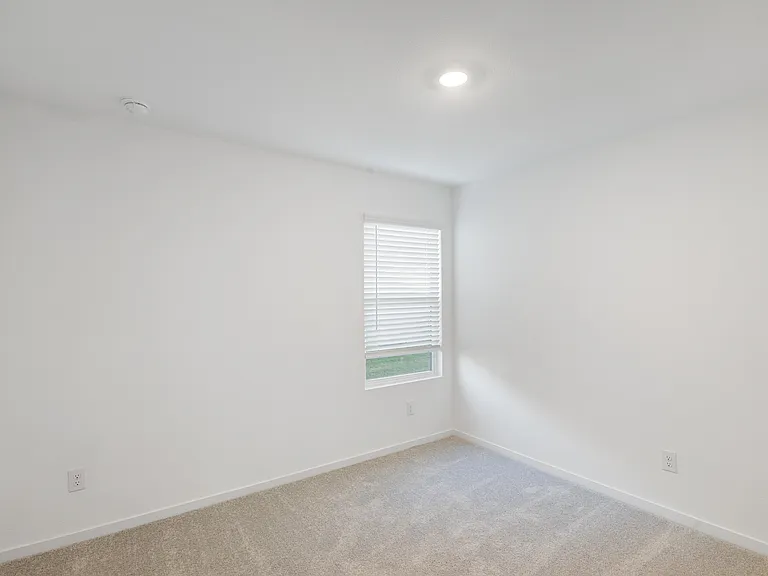 1621 Baugh St — Photo 14
