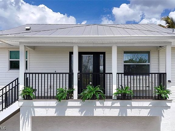2nd image of 2932 Buttonwood Key Ct