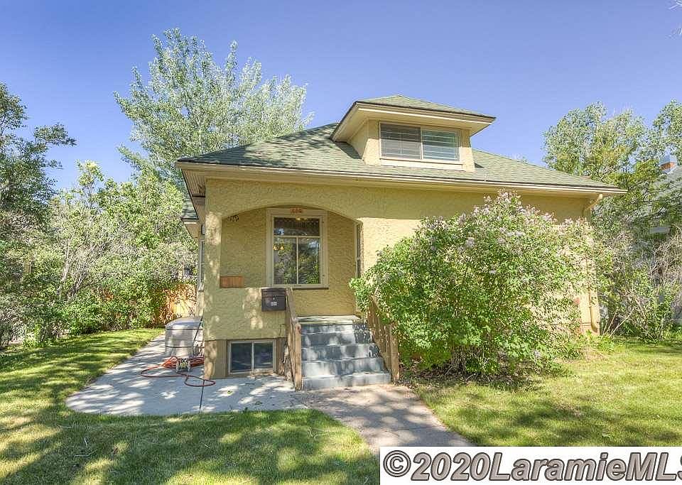 1st image of 604 S 12th St