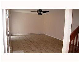 4th image of 2559 NW 99th Ave
