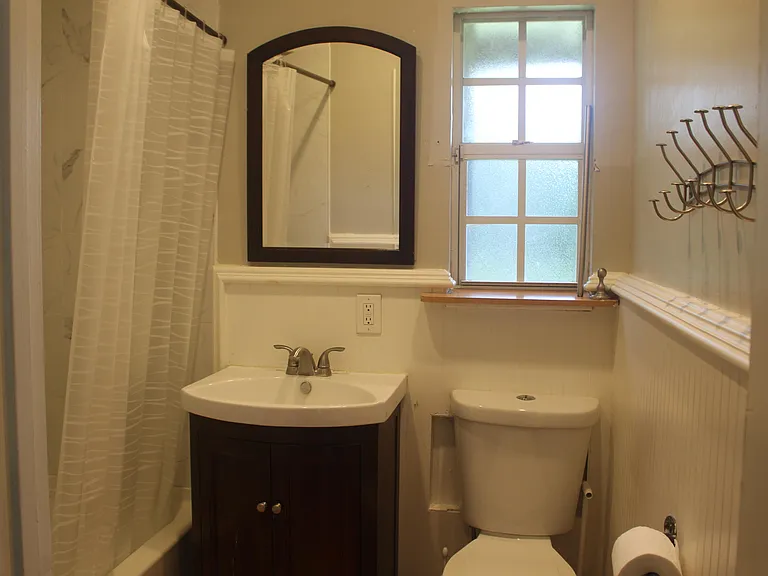 12667 88th Pl N #GUEST HOUSE — Photo 12