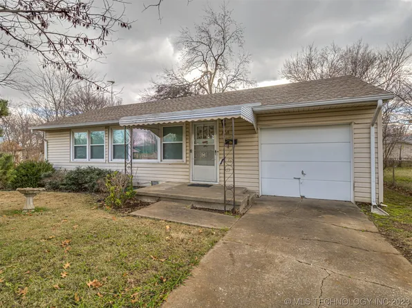 3768 E Virgin St, Tulsa, OK 74115